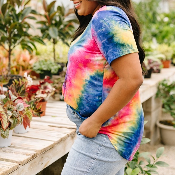 Sapphire Tie Dye Fantasy Top - Picture 4 of 9